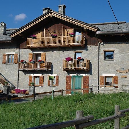 B&B Lo Van - Camere Al Verde Villaggio Di Rumiod Saint-Pierre Rom bilde
